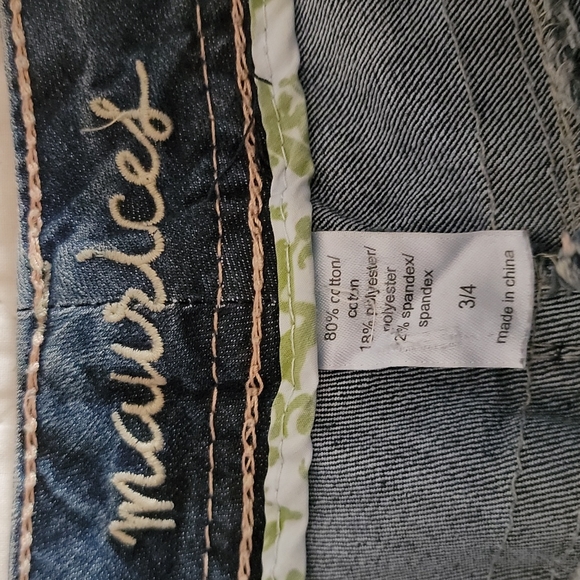 Maurices Straight Cut Jeans Loose Belt Loop Sz 3/4 - Picture 2 of 8